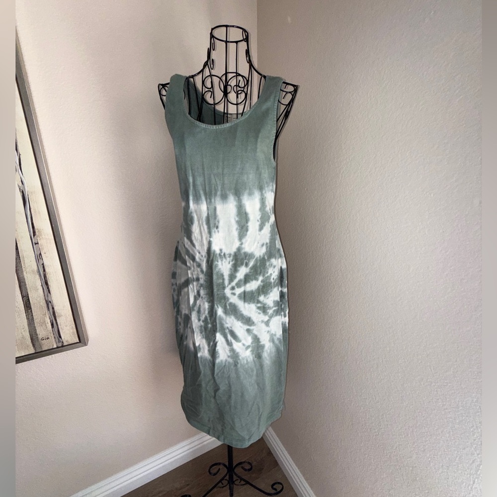 Anthropologie Green and White Tie-Dye Midi Dress